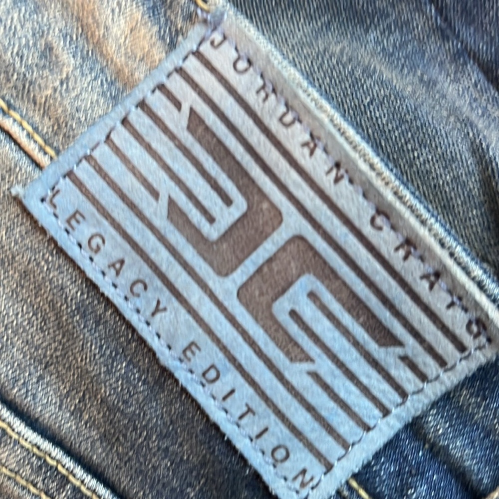 Jordan Craig AARON Jeans Size 36 X 32 Distressed